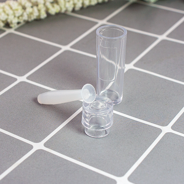 Dissolvant de lentilles de contact dures